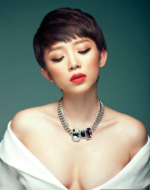 Ảnh Gái Xinh Mặc Đồ Đi Học – Vẻ Đẹp Trong Sáng Vượt Thời Gian Và Ý Nghĩa Văn Hóa Việt